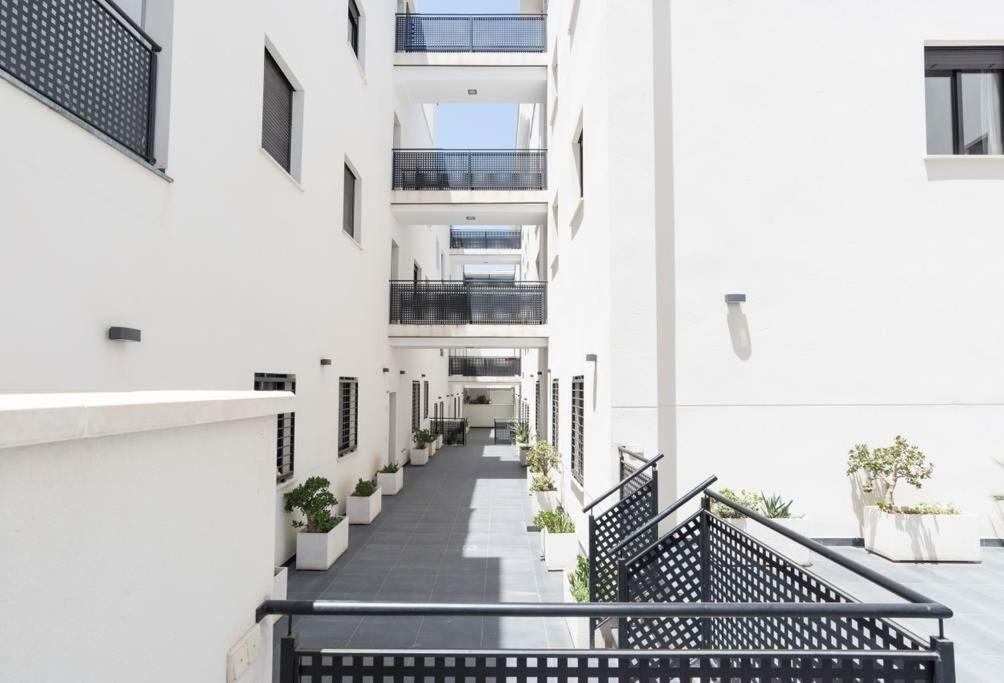 -Malagasunapts- Rooftop Pool & Free Parking エクステリア 写真